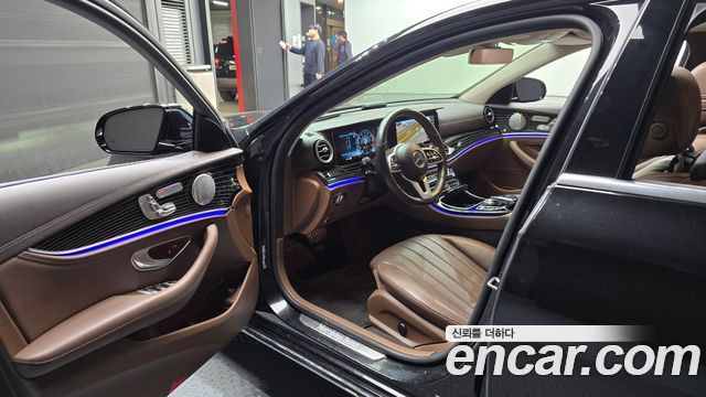 Mercedes-Benz E-Class из Кореи Encar