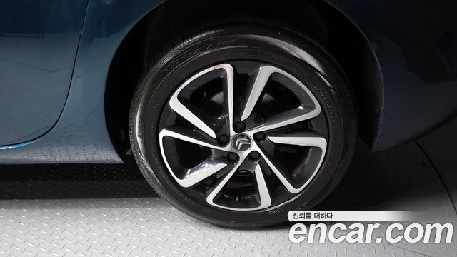 Citroen-DS C4 SpaceTourer из Кореи Encar