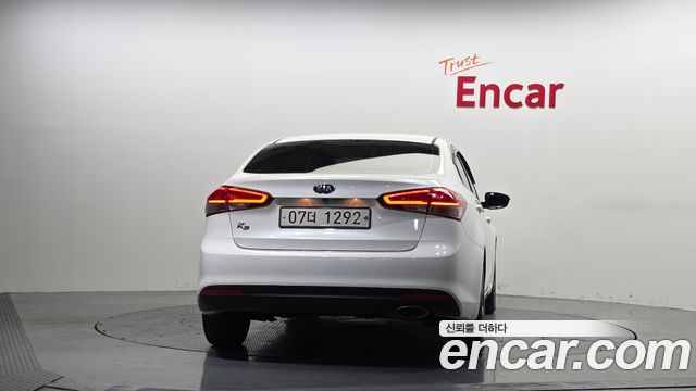 Kia K3 из Кореи Encar