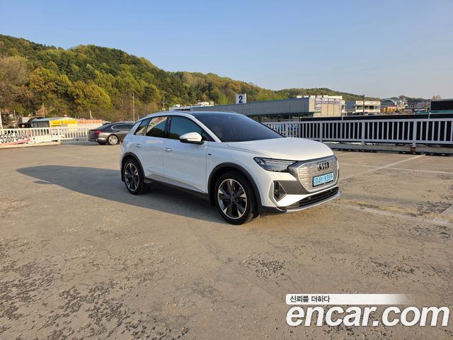 Audi Q4 e-tron 40 Premium — пробег 57 548 км — фото 3 из 5