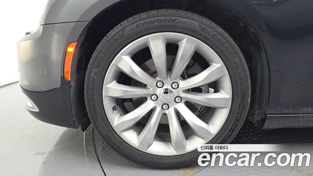 Chrysler 300C из Кореи Encar