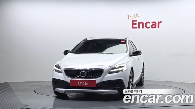 Volvo V40 из Кореи Encar