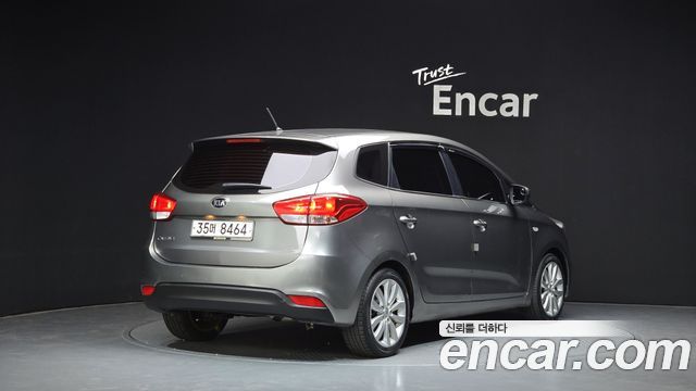 Kia Carens из Кореи Encar