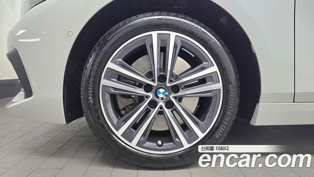 BMW 1-Series 120i Advantage — пробег 14 687 км — фото 5 из 5
