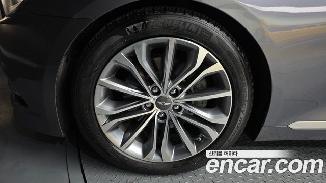 Hyundai Genesis из Кореи Encar