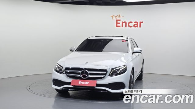 Mercedes-Benz E-Class из Кореи Encar