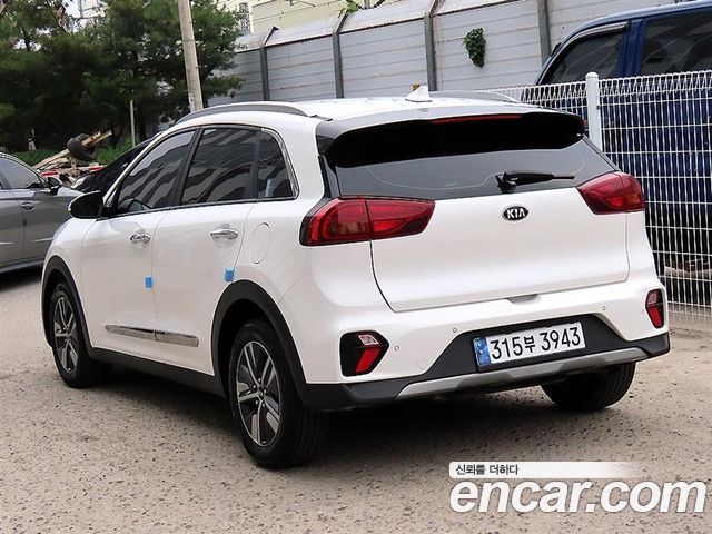 Kia Niro из Кореи Encar