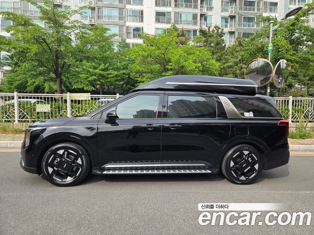 Kia Carnival Gasoline 4-Seater Hi Limousine Signature — пробег 57 547 км — фото 2 из 5