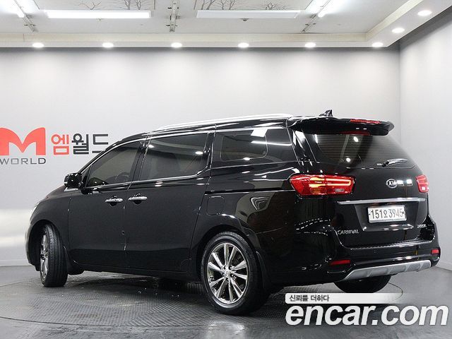 Kia Carnival из Кореи Encar