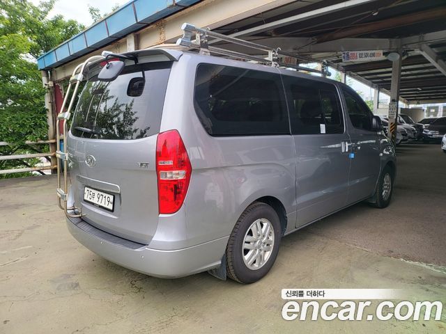 Hyundai Starex 11-Seater Wagon Smart — пробег 120 904 км — фото 4 из 5