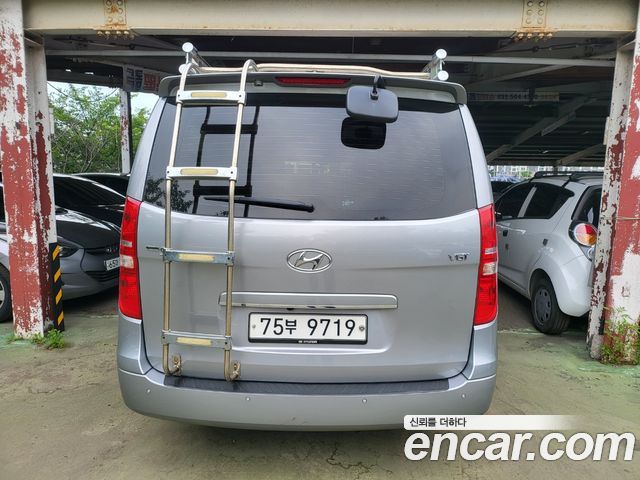 Hyundai Starex 11-Seater Wagon Smart — пробег 120 904 км — фото 5 из 5