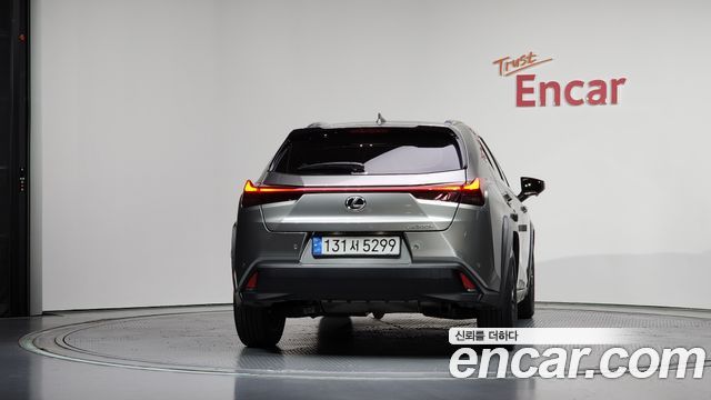 Lexus UX из Кореи Encar