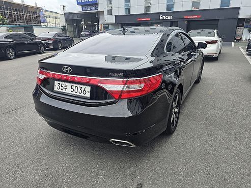 Hyundai Grandeur Premium — пробег 120 353 км — фото 4 из 5
