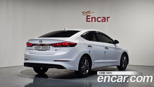 Hyundai AVANTE из Кореи Encar