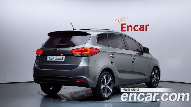 Kia Carens из Кореи Encar