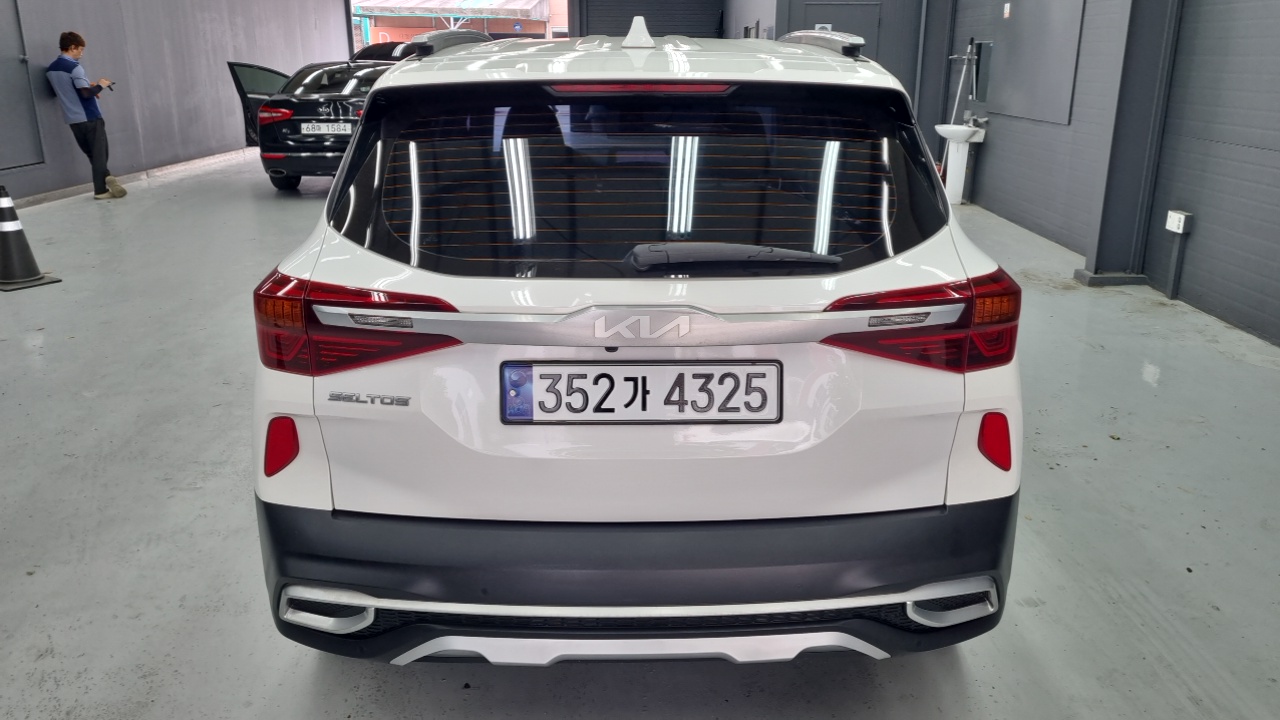 Kia Seltos из Кореи Encar