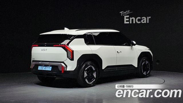 Kia EV3 из Кореи Encar