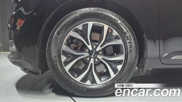 Kia Carnival Gasoline 11-Seater Signature — пробег 52 492 км — фото 5 из 5