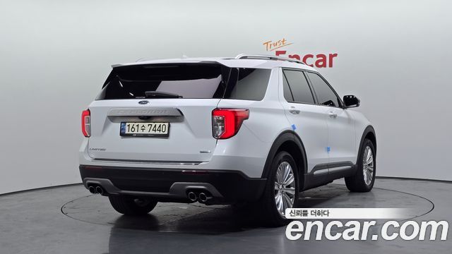 Ford Explorer 3.0 PHEV — пробег 95 776 км — фото 2 из 5