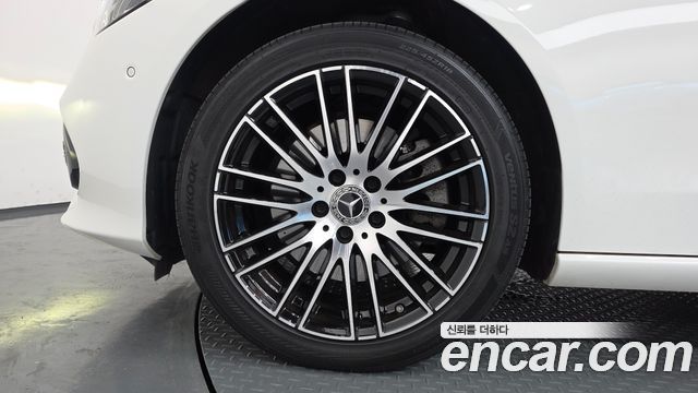 Mercedes-Benz C-Class из Кореи Encar