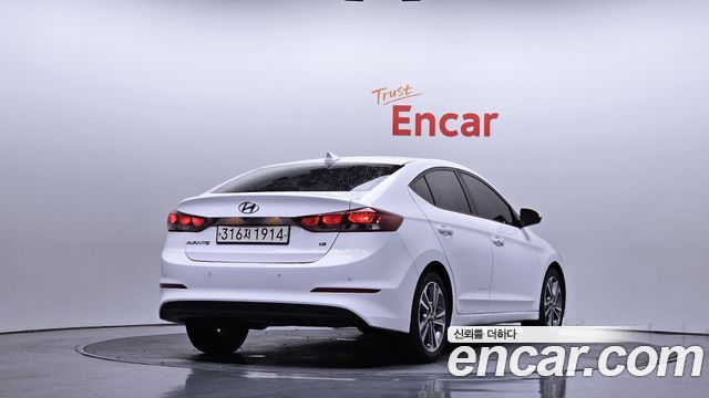Hyundai AVANTE из Кореи Encar