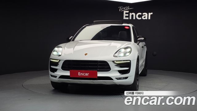 Porsche Macan из Кореи Encar