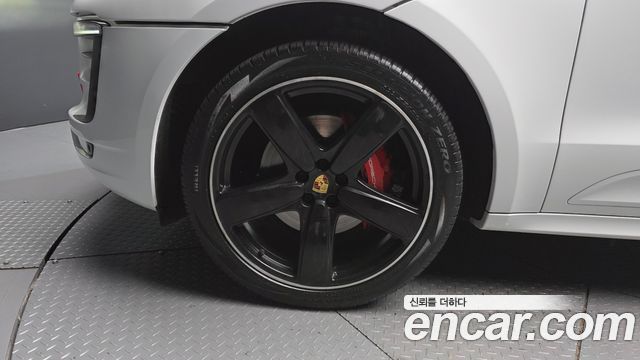 Porsche Macan из Кореи Encar