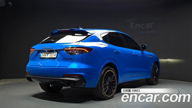 Maserati Levante 3.0 S AWD F Tributo — пробег 97 289 км — фото 2 из 5