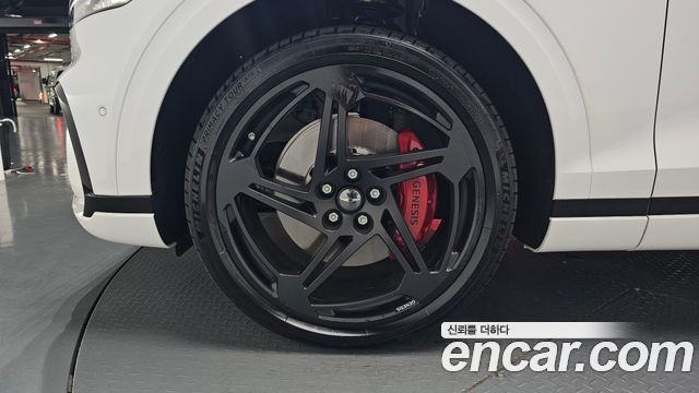 Genesis GV70 из Кореи Encar
