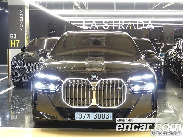 BMW i7 из Кореи Encar
