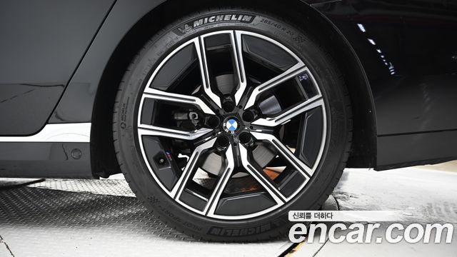 BMW 7-Series из Кореи Encar