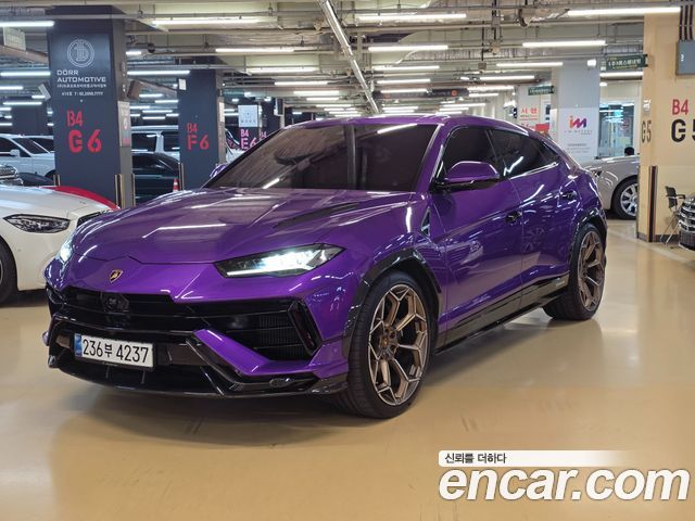 Lamborghini Urus из Кореи Encar
