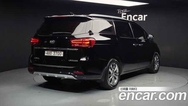 Kia Carnival 7-Seater Limousine President — пробег 162 079 км — фото 2 из 5