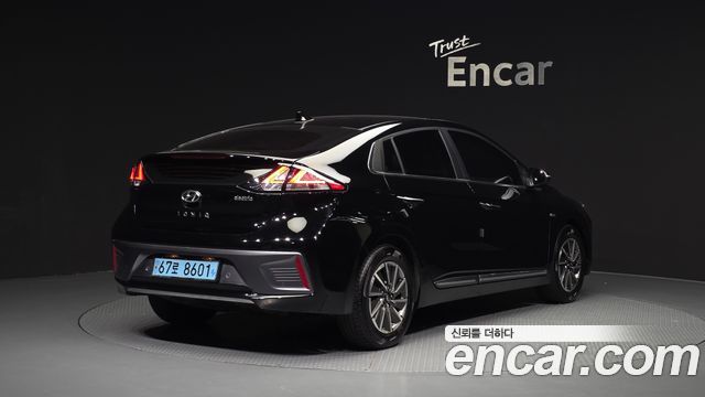 Hyundai Ioniq из Кореи Encar