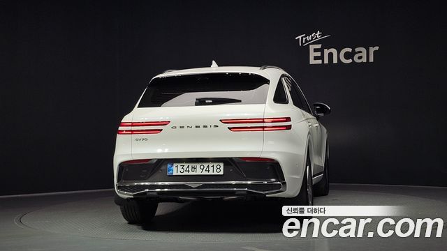 Genesis GV70 из Кореи Encar