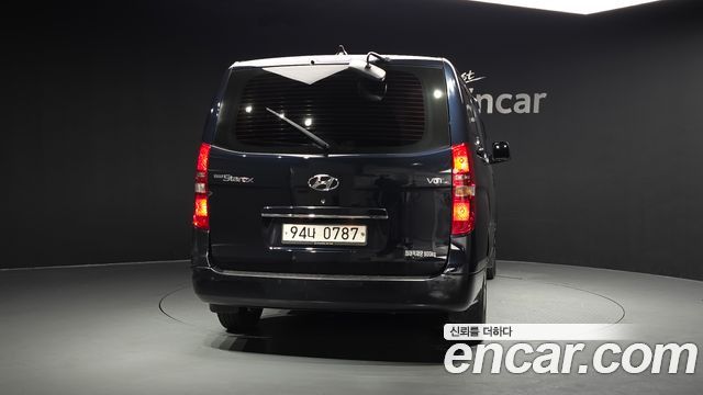 Hyundai Starex Van 3-Seater Smart — пробег 197 125 км — фото 4 из 5