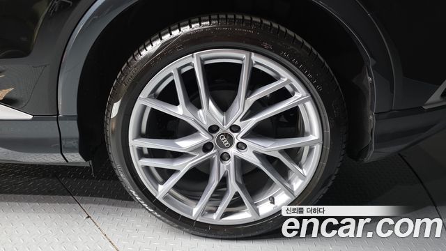 Audi Q4 e-tron из Кореи Encar