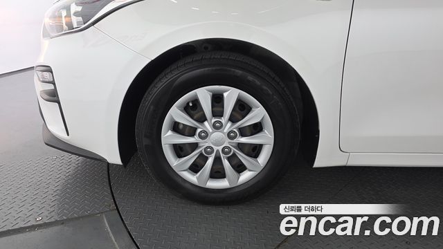 Kia K3 из Кореи Encar