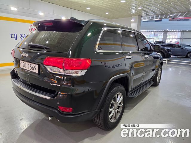 Jeep Cherokee 3.0 Diesel Limited WK2 — пробег 121 872 км — фото 5 из 5