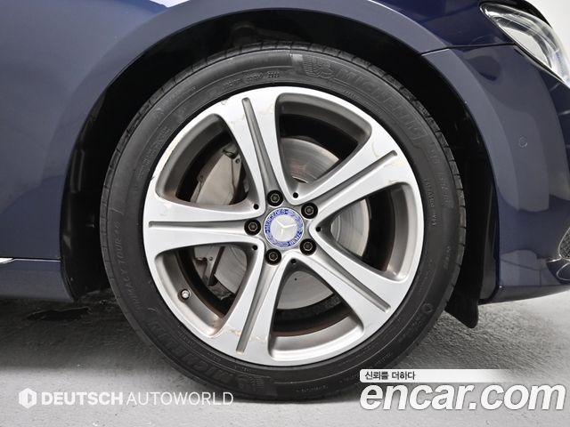 Mercedes-Benz E-Class E300 4MATIC AV Intelligent Drive — пробег 163 500 км — фото 5 из 5