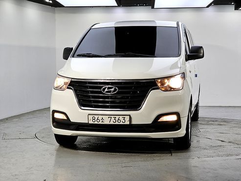 Hyundai Starex Van 5-Seater Modern — пробег 67 280 км — фото 2 из 5