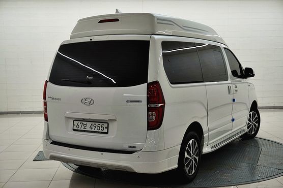 Hyundai Starex 4WD Limousine — пробег 100 749 км — фото 5 из 5