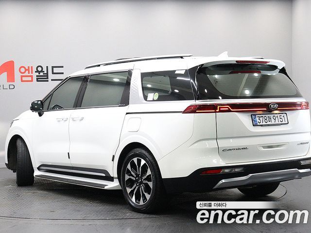 Kia Carnival из Кореи Encar