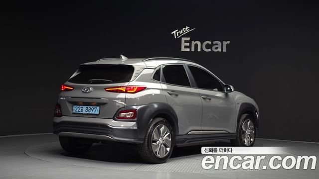 Hyundai Kona из Кореи Encar