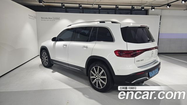 Mercedes-Benz EQB из Кореи Encar