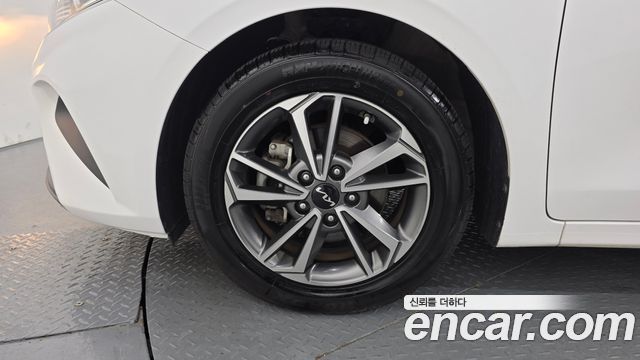 Kia K3 из Кореи Encar