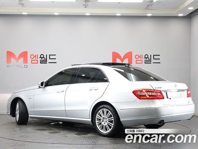 Mercedes-Benz E-Class из Кореи Encar