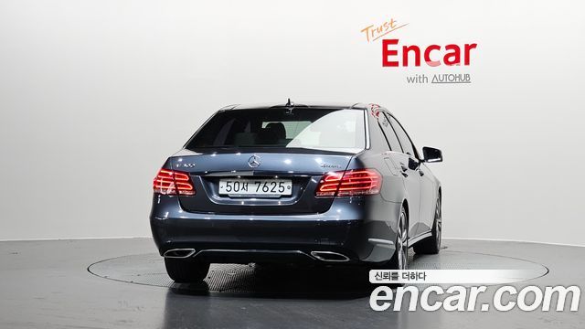 Mercedes-Benz E-Class E300 4MATIC Avantgarde — пробег 154 007 км — фото 4 из 5