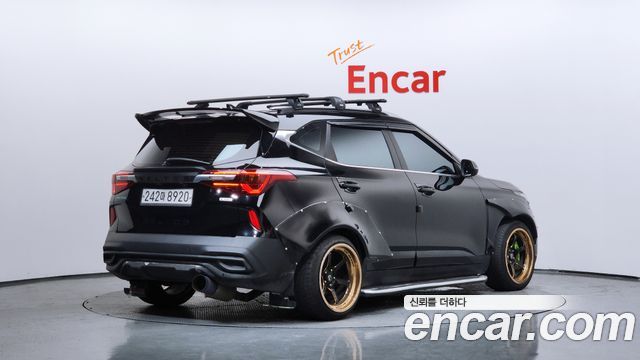 Kia Seltos из Кореи Encar