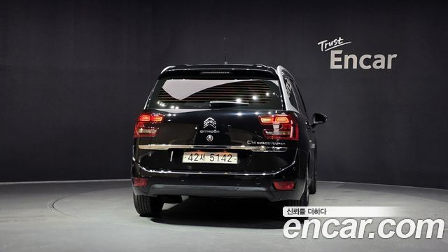 Citroen-DS C4 SpaceTourer 1.6 BlueHDi Feel — пробег 82 950 км — фото 4 из 5